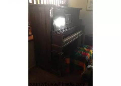 FREE - Upright Piano
